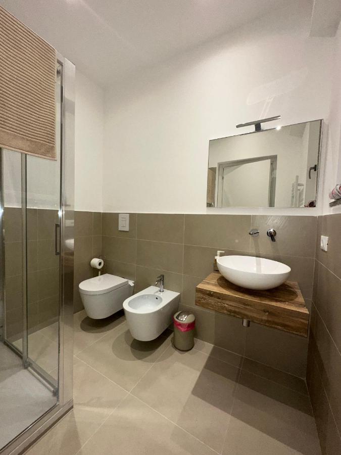 Single Room Private Bathroom